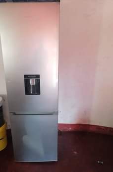 classifieds/fridges
