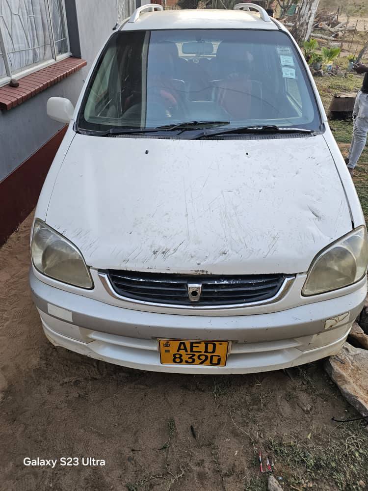 A picture of Toyota raum