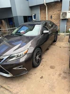 A picture of Tok grade Lexus Es350 2014 model registered Location asaba Delta