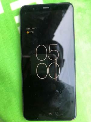A picture of Google pixel 4xl gb64
