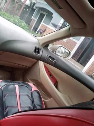 A picture of Lexus Es350