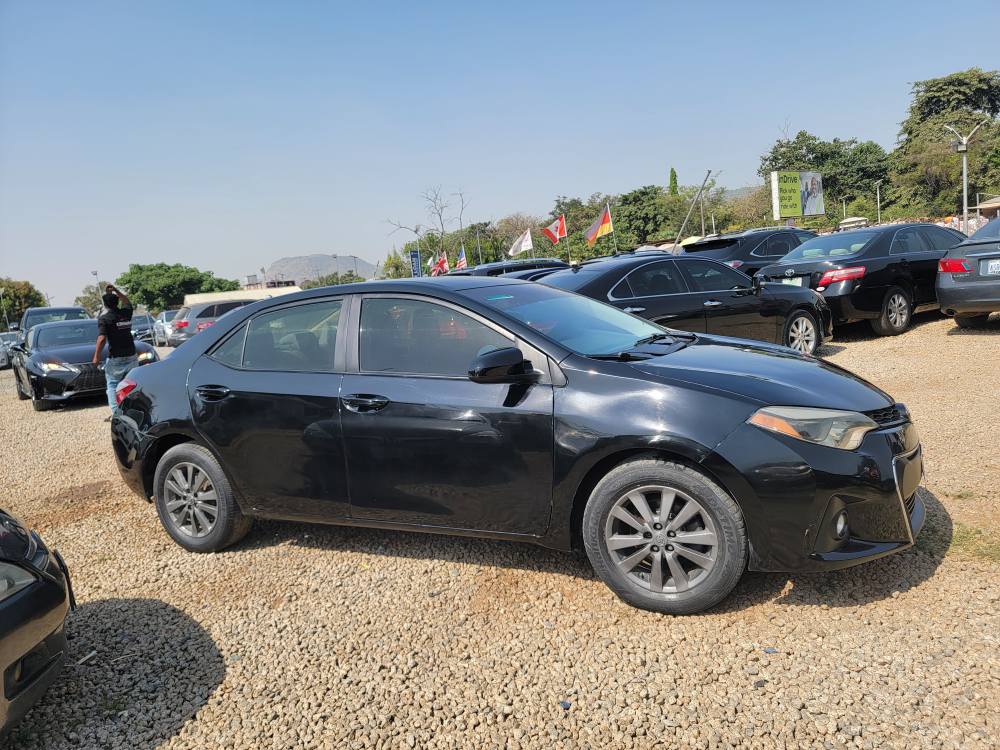 A picture of Toyota Corolla 2014 09078332241 10.5m