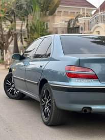 A picture of Peugeot Prestige 406