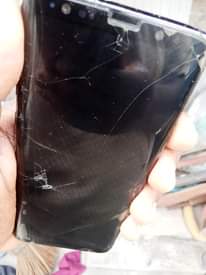 A picture of SAMSUNG S9