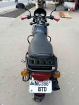 A picture of Boxer cc 150