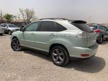 A picture of Lexus rx350 2007 in perfect condition going for 3.8m..Abuja Deal