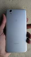 A picture of SHARP AQUOS SH 02J