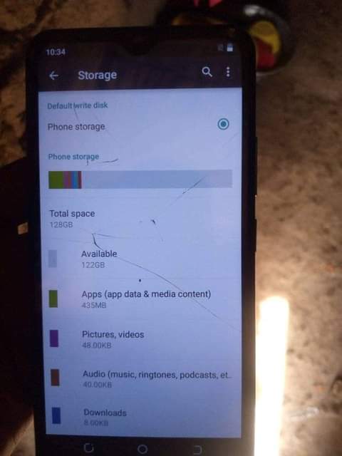 A picture of Camon 18