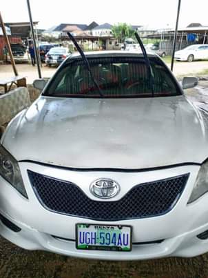 A picture of 2023 Toyota Camry 2008 High