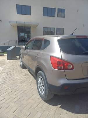 A picture of NISSAN DUALS BEI M8 8