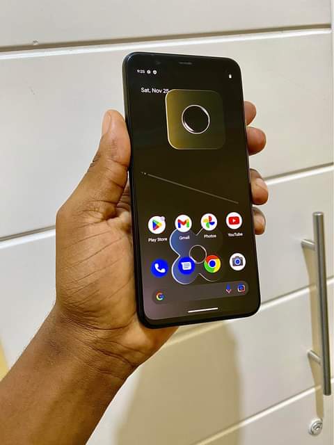 A picture of google pixel 4XL