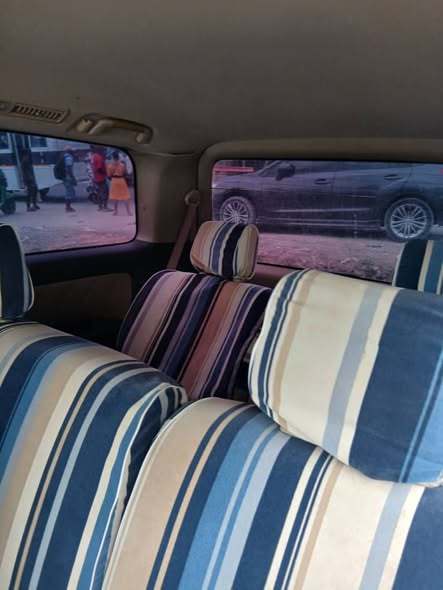 A picture of Alphard Bei 11M Full document Full Ac Cc 2360 Gari
