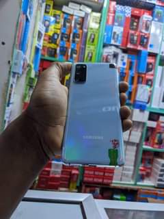 A picture of SAMSUNG S20 5G