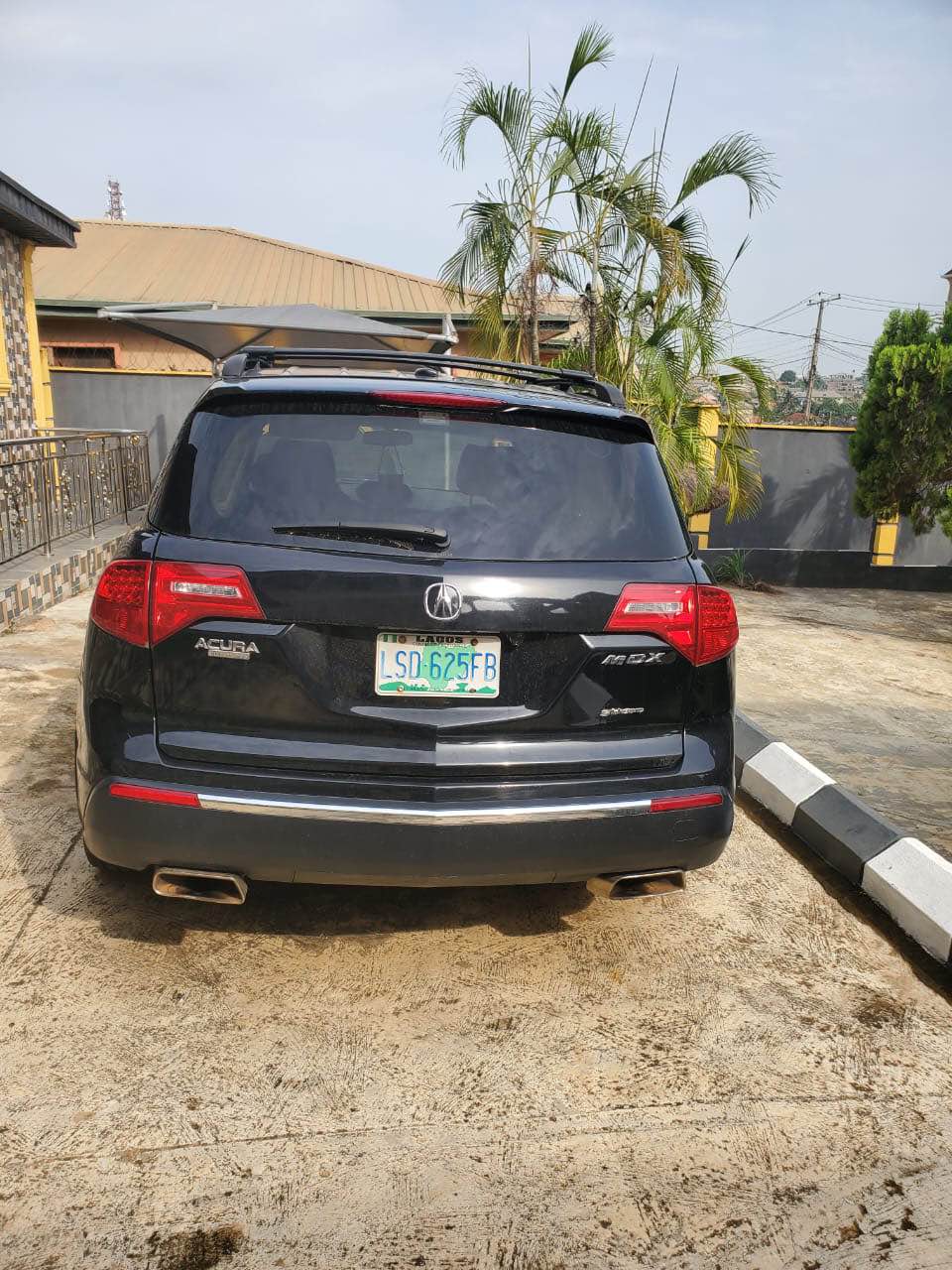 A picture of 2008 Acura MDX