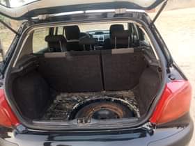 A picture of Peugeot 307 manual Transmission 4 sale clean body and clean