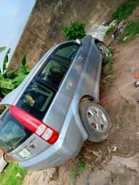 A picture of 2004 Honda Hr v Automatic Engine and gear Ac need