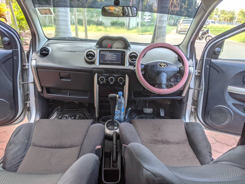 A picture of Toyota IST