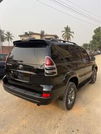 A picture of 2009 Toyota Land Cruiser Prado