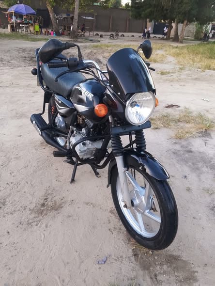 A picture of Boxer Bm cc125