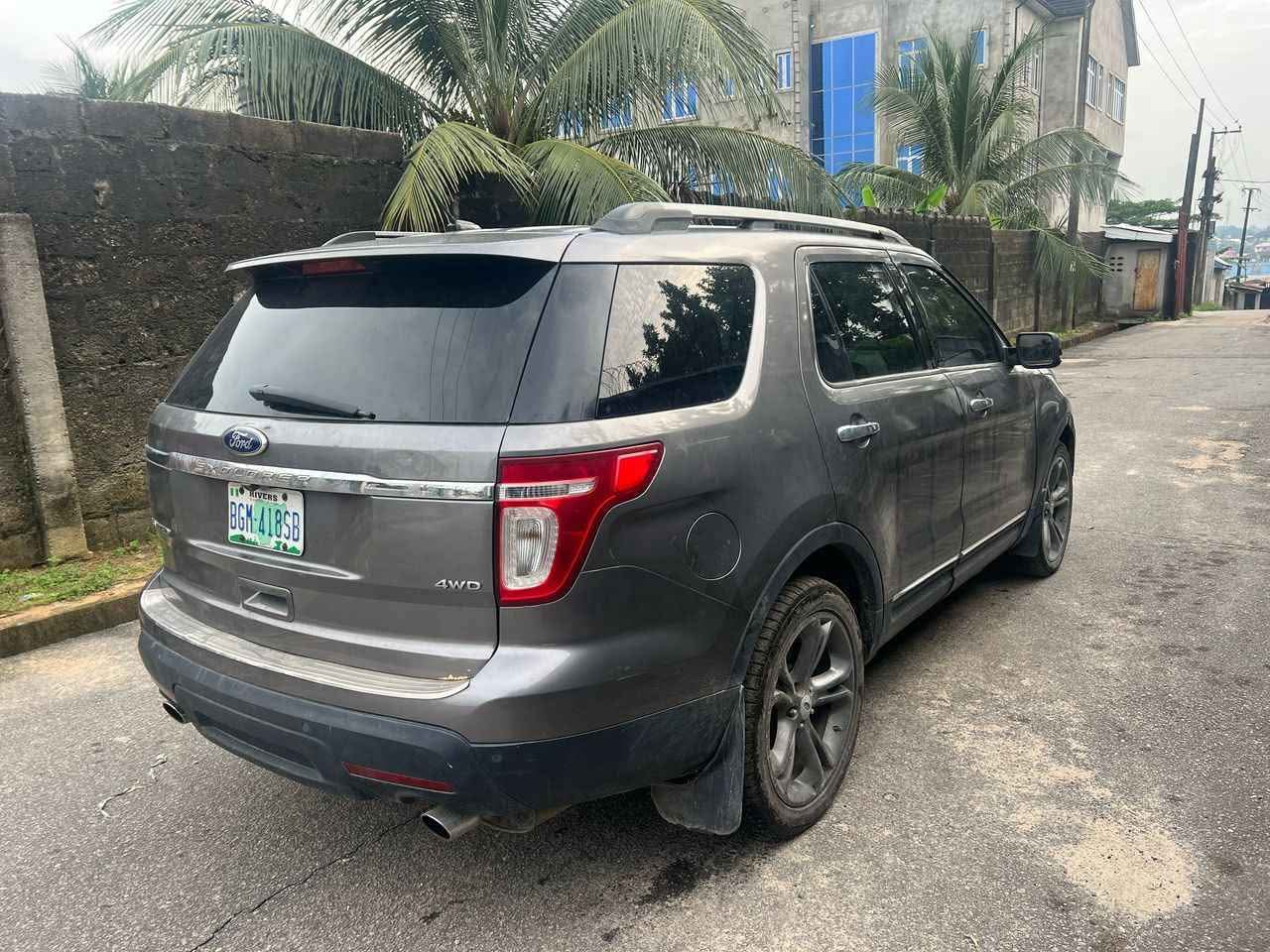 A picture of 2012 ford explorer first body