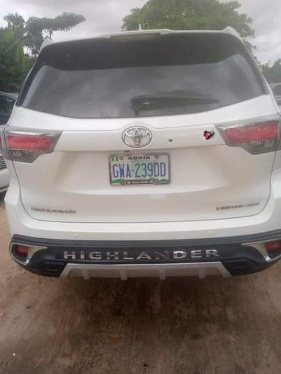 A picture of 2017 Toyota Highlander 2017 Light