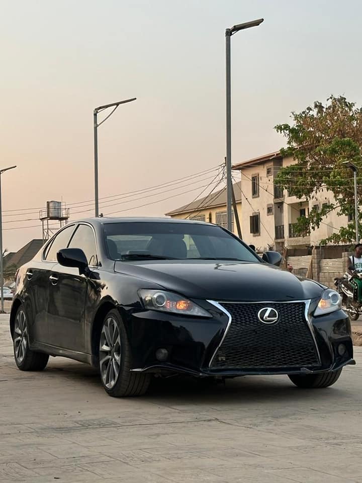 A picture of Lexus IS250