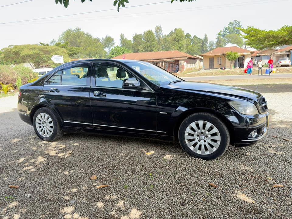 A picture of Mercedes Benz