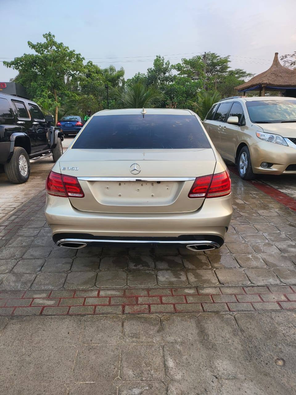 A picture of 2011 Mercedes Benz e class