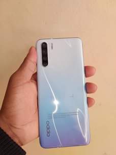 A picture of Oppo F15 128GB Rom 8GB Ram