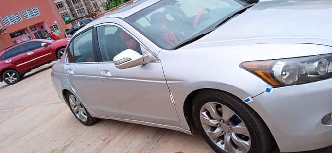 A picture of 2010 2011 clean Honda evil spirit