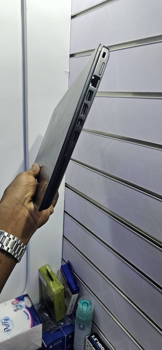 A picture of Core i5 6th generation warranty miezi 6