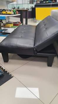 classifieds/furniture sofas