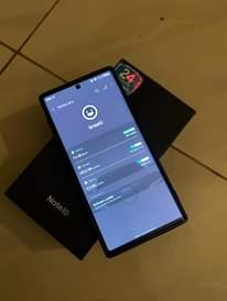 A picture of Iphone Xsmax Gb256 na Samsung Note 10