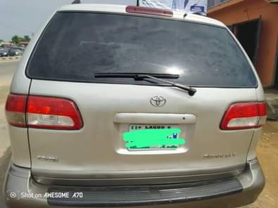 A picture of TOYOTA SIENNA 2002 WITHIN ECZEMA AND PIMPLE S BUY AND