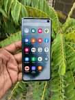 A picture of Samsung S10 8gb 128gb