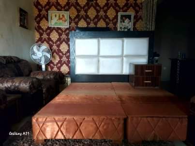 A picture of Distress sale on set of bed stands
