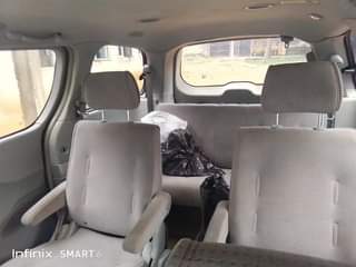 A picture of Nissan quest