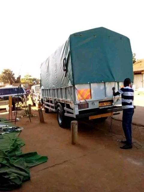A picture of Tarpaulin making