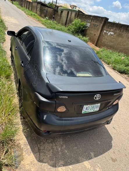 A picture of Toyota Corolla 09