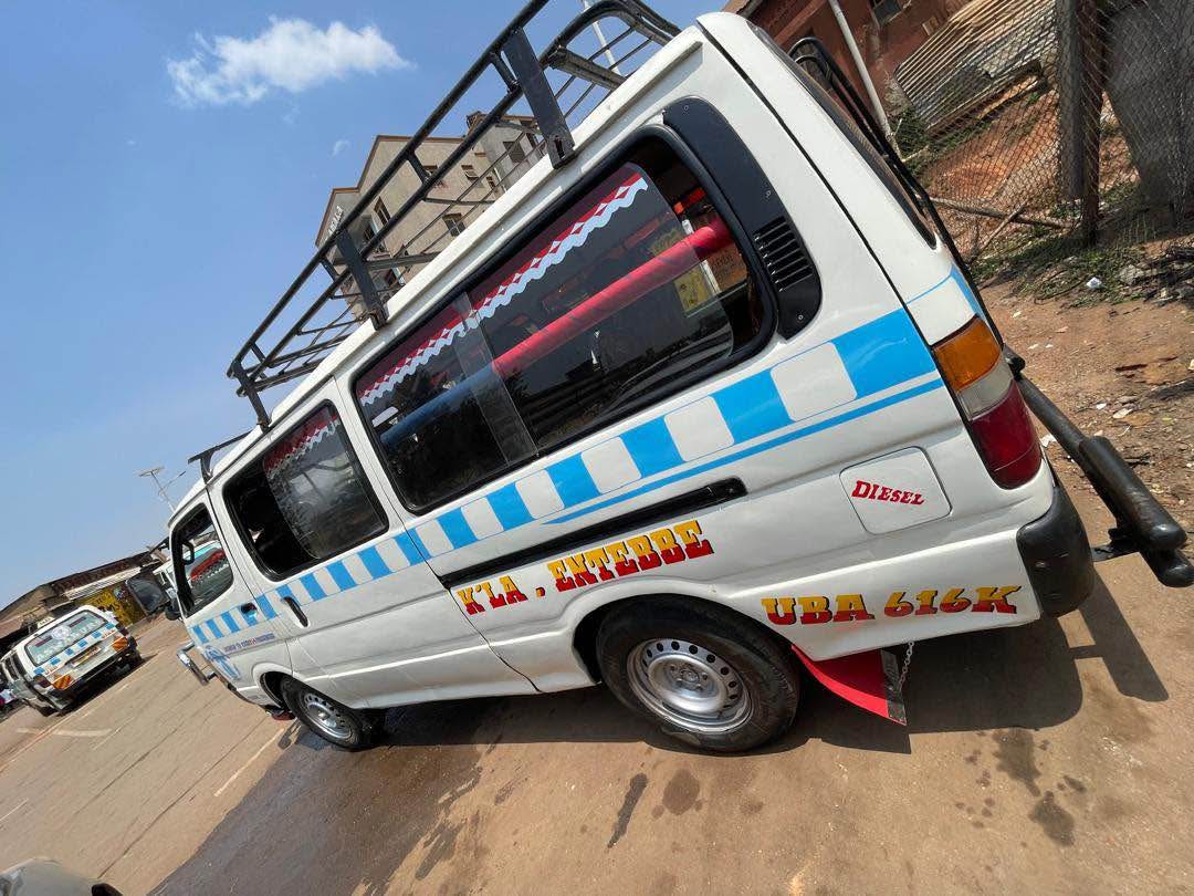 A picture of Minivan kigege taxi