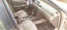 A picture of Camry tiny light 2000model buy and drive ac is factory