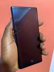 A picture of Samsung note 8