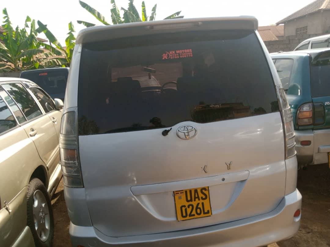 used toyota noah