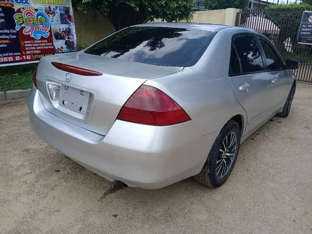 A picture of HONDA ACCORD