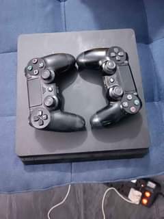 A picture of PS 4 slim