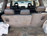 A picture of Honda pilot painted 2005