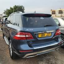 A picture of ML350 2012 87M