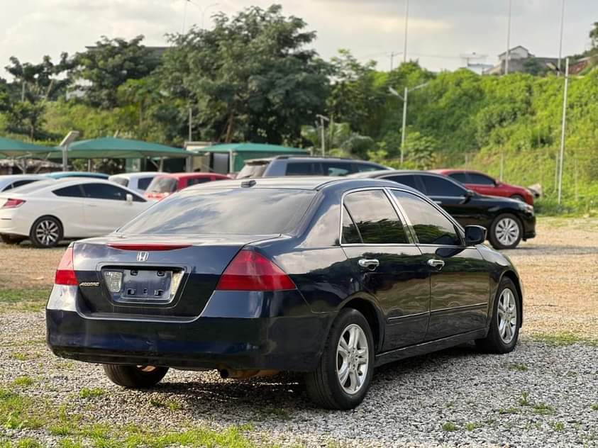A picture of FOR SALE Super clean Honda Accord DC 2007 model with