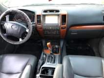 A picture of 05 LEXUS
