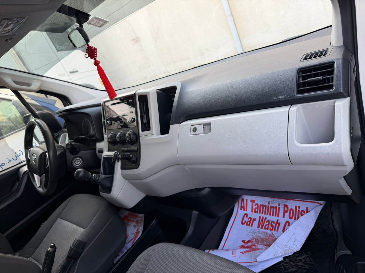 A picture of Toyota haice bus hairoof 2021 gcc